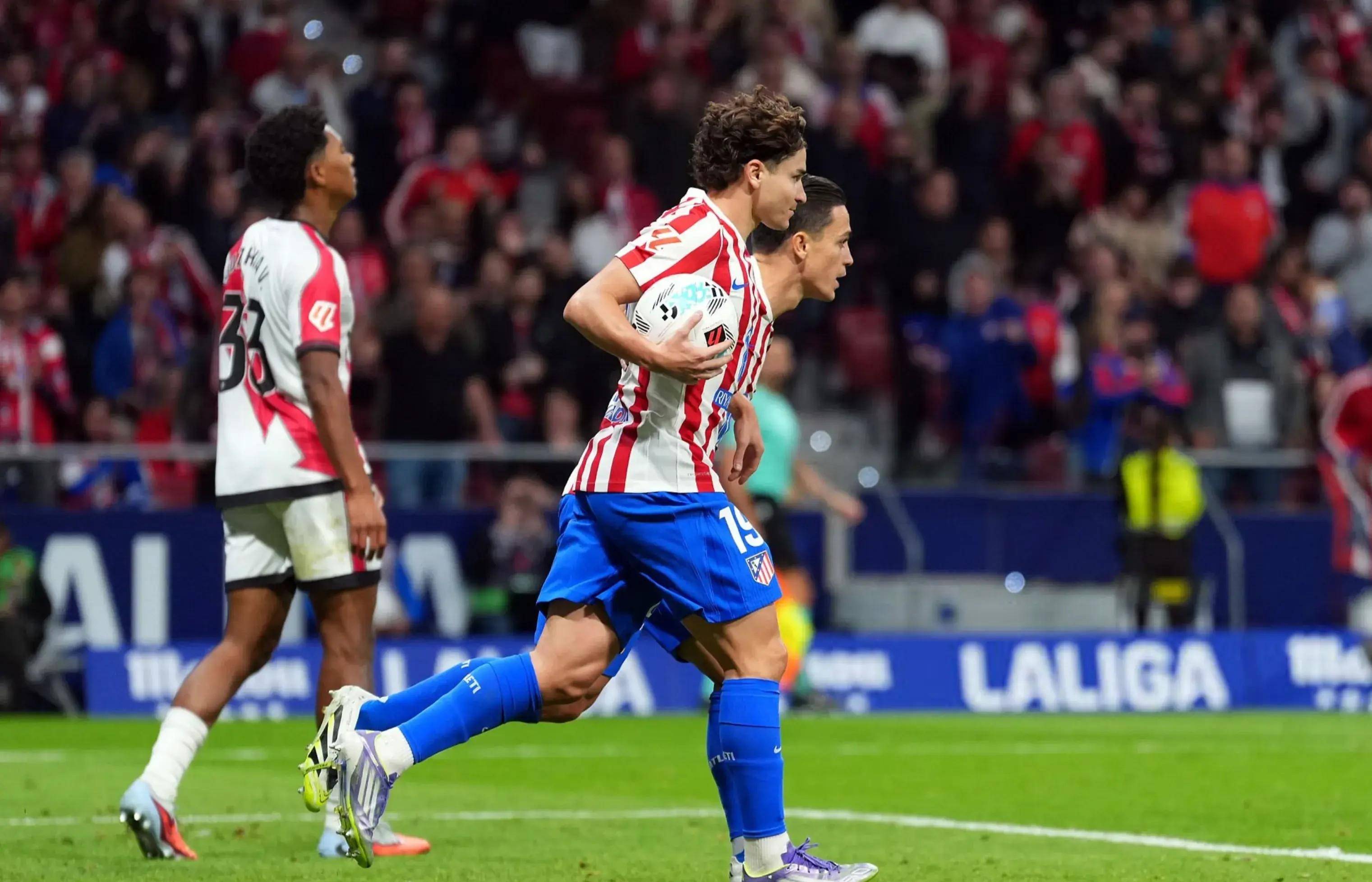 帽子戏法！阿尔瓦雷斯助马竞险胜，这场西甲对决成经典之战